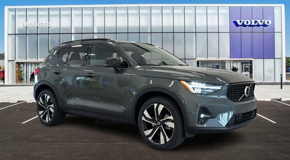 New 2026 Volvo XC40 B5 Ultra w/ Climate Package AWD/4WD image 1