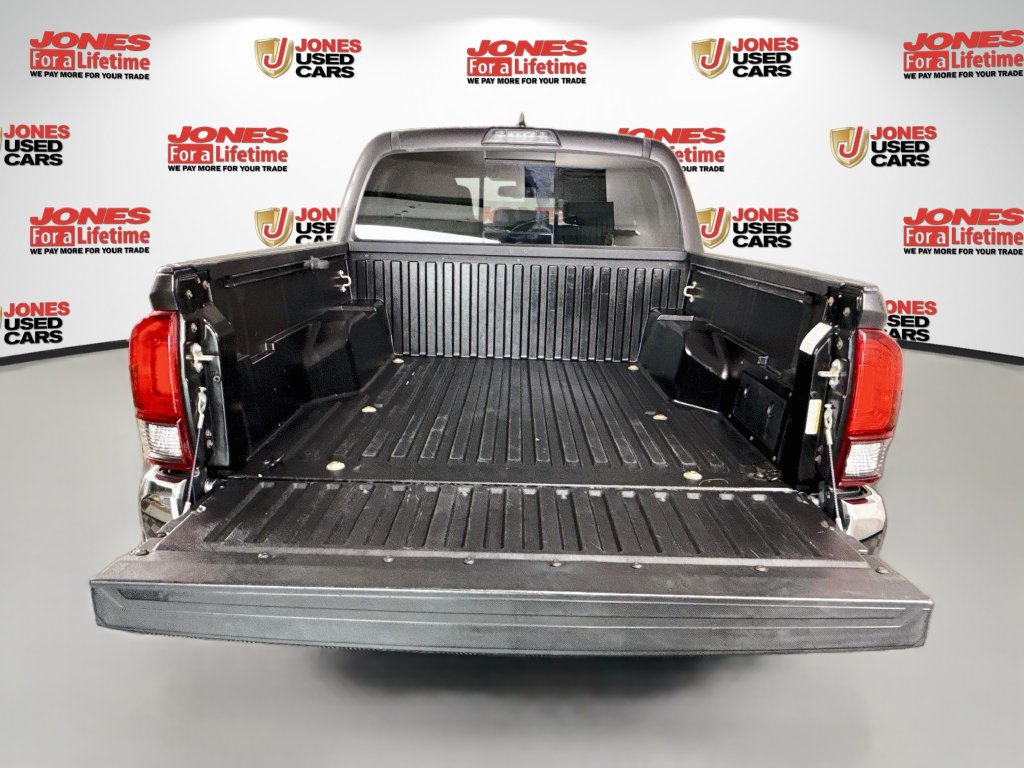 Used 2019 Toyota Tacoma SR5 RWD image 26