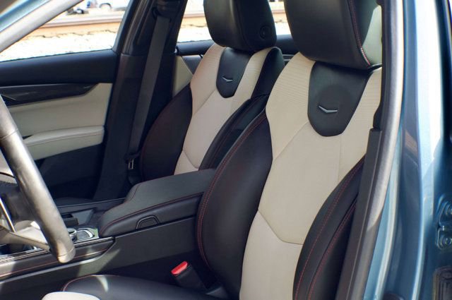 Used 2023 Cadillac CT5 V w/ Premium Package RWD image 21