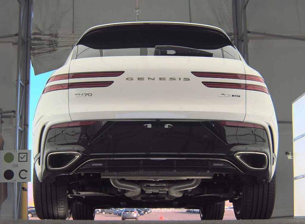 Used 2026 Genesis GV70 3.5T Sport Prestige image 11