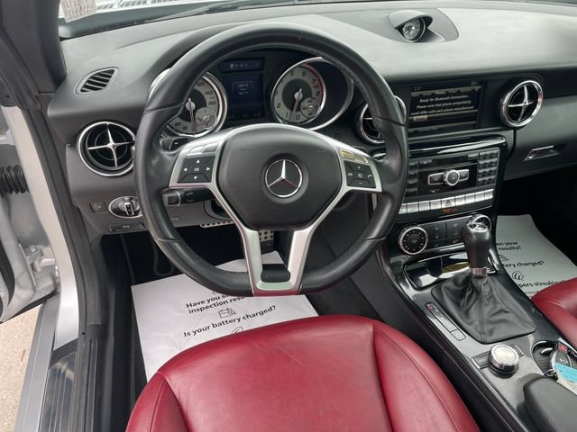Used 2014 Mercedes-Benz SLK 350 image 37