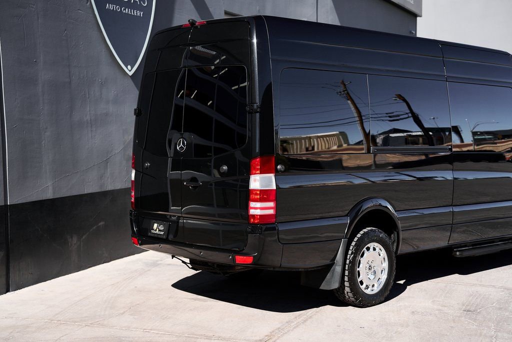 Used 2017 Mercedes-Benz Sprinter 3500 image 13