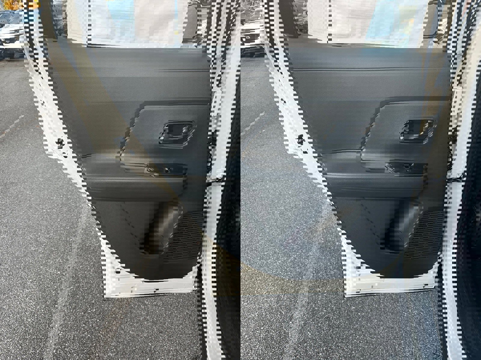 New 2026 Nissan Kicks S image 21