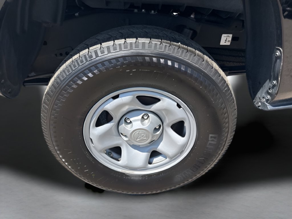 Used 2023 Toyota Tacoma SR AWD/4WD image 27