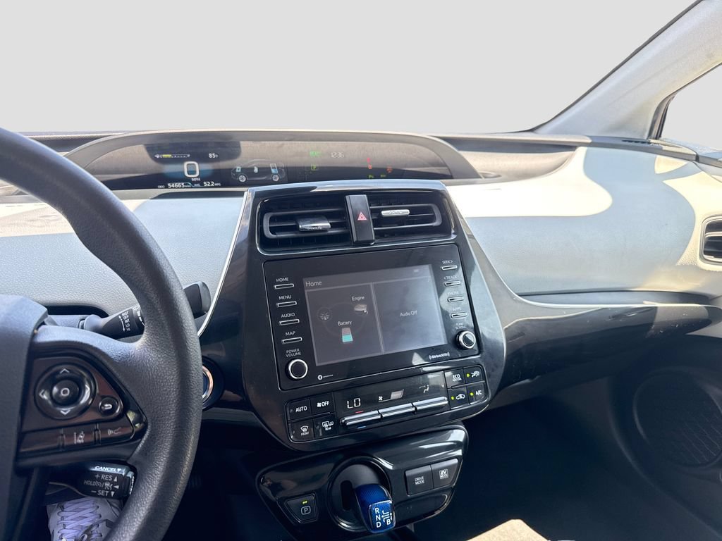 Used 2022 Toyota Prius LE FWD image 13