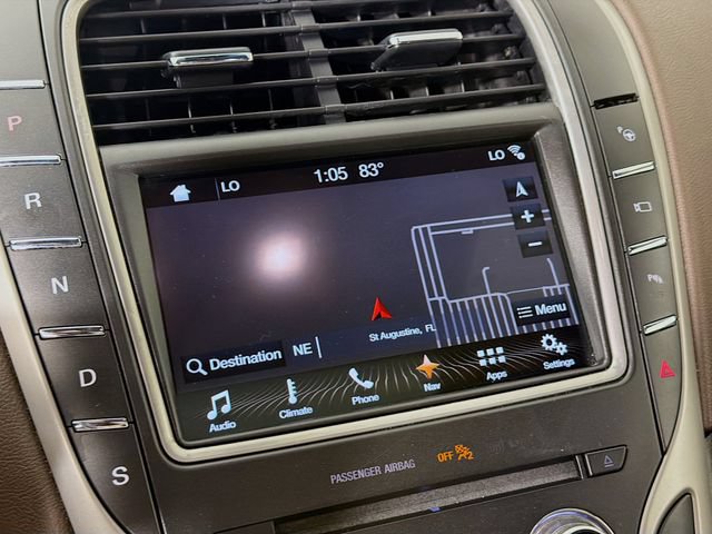 Used 2018 Lincoln MKX Reserve w/ Driver Assistance Package FWD image 16