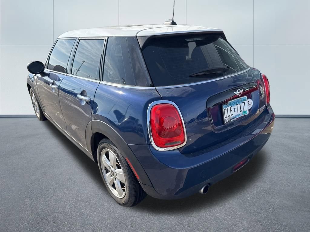Used 2016 MINI Cooper 4-Door Hardtop image 3