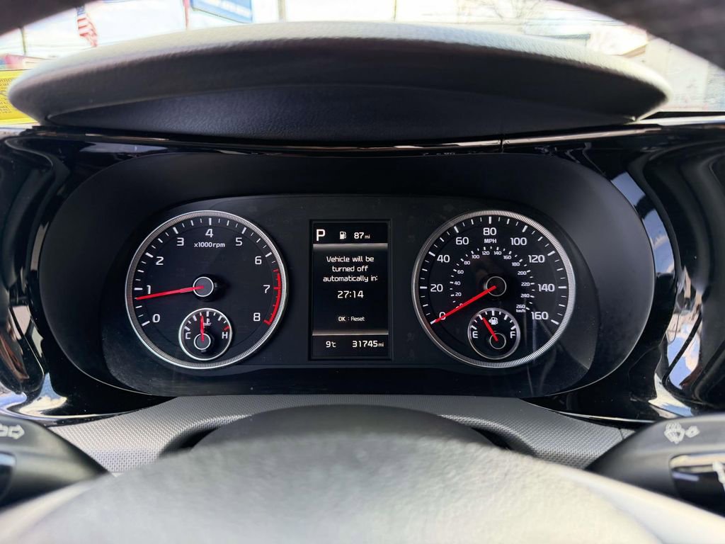 Used 2022 Kia K5 GT-Line image 32