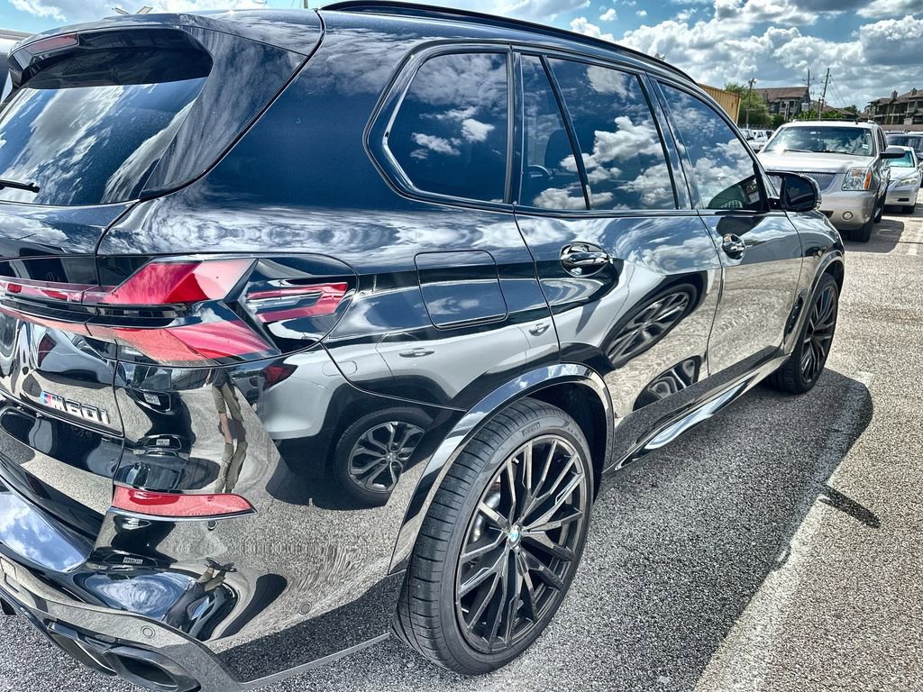 Used 2025 BMW X5 M60i w/ Executive Package image 6