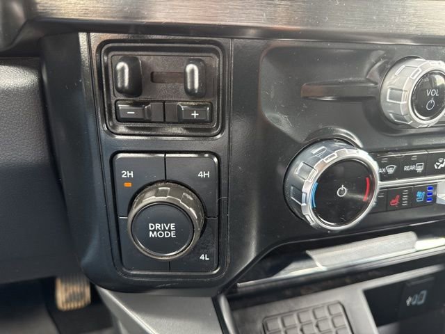 Used 2024 Ford F350 Lariat w/ FX4 Off-Road Package image 24