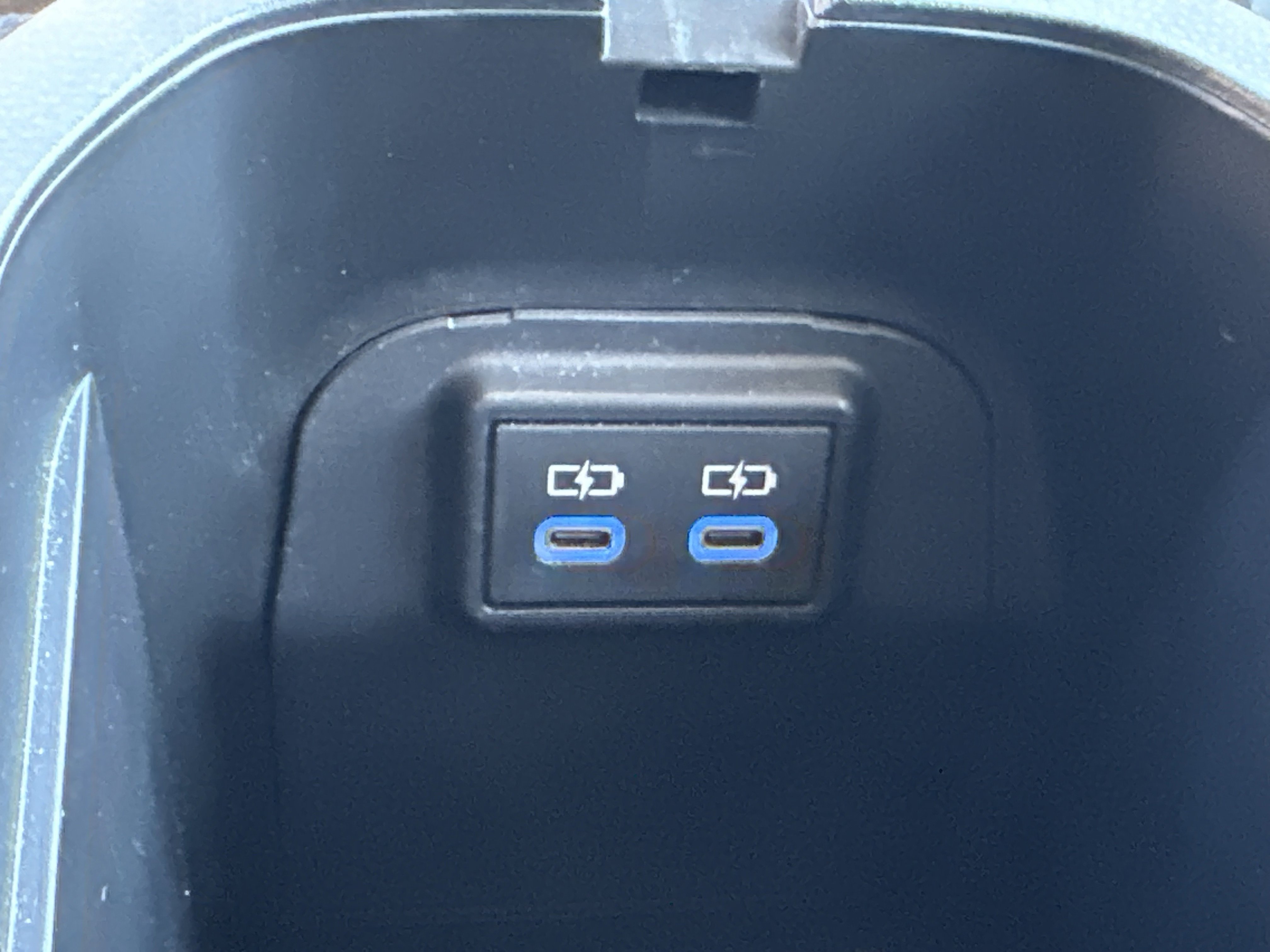 Used 2022 Toyota RAV4 LE image 34