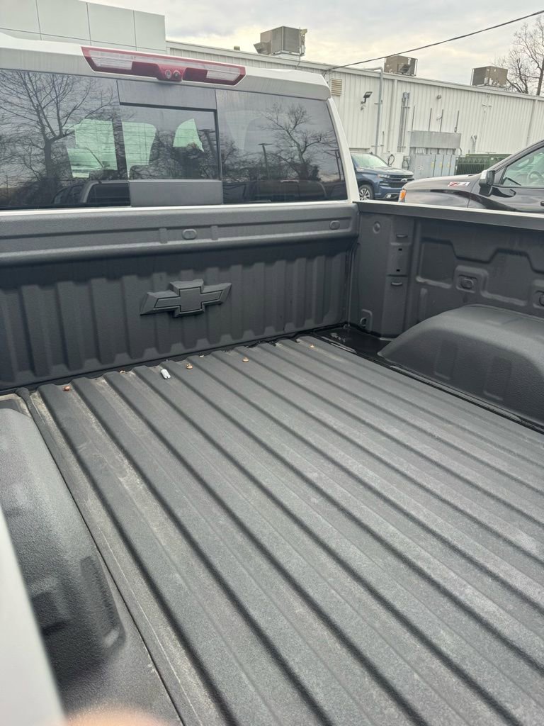 Used 2025 Chevrolet Silverado 1500 LTZ w/ LTZ Premium Package image 13