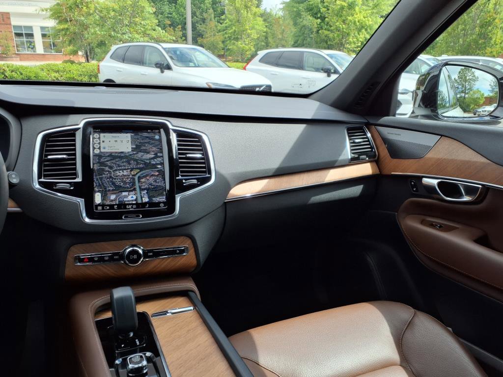 Certified 2023 Volvo XC90 T8 Plus w/ Protection Package Premier image 14