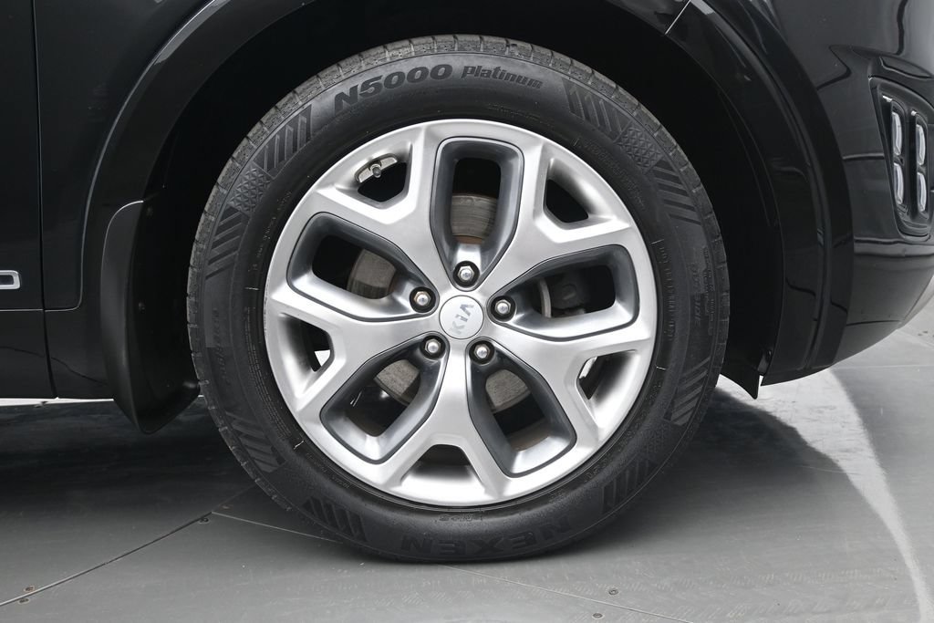Used 2016 Kia Sorento SX w/ SXL Technology Package AWD/4WD image 34