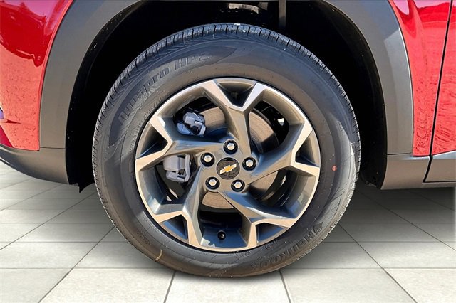 New 2026 Chevrolet Trax LT w/ Driver Confidence Package image 7