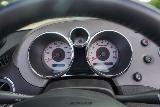 Used 2006 Pontiac Solstice Convertible w/ Premium Package image 37