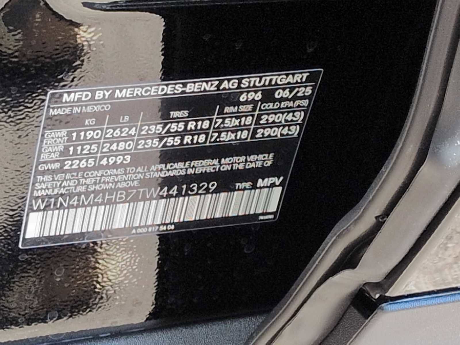 Used 2026 Mercedes-Benz GLB 250 4MATIC image 36