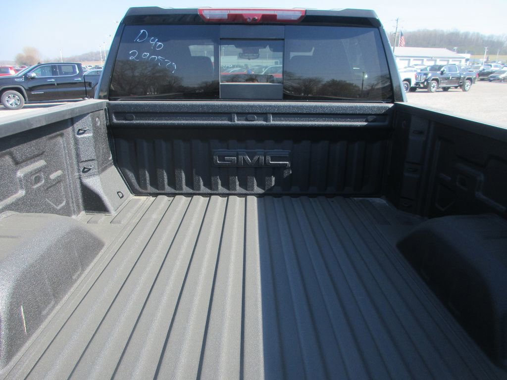 New 2026 GMC Sierra 1500 AT4 image 6