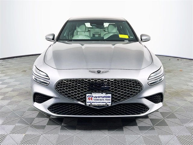 Used 2024 Genesis G70 2.5T image 8