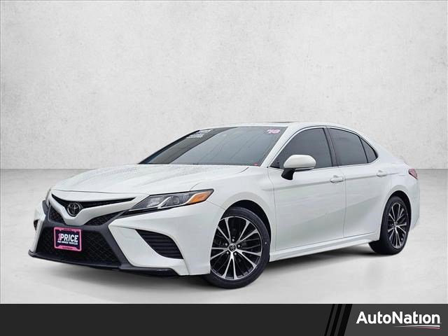 Used 2018 Toyota Camry SE w/ Moonroof Package