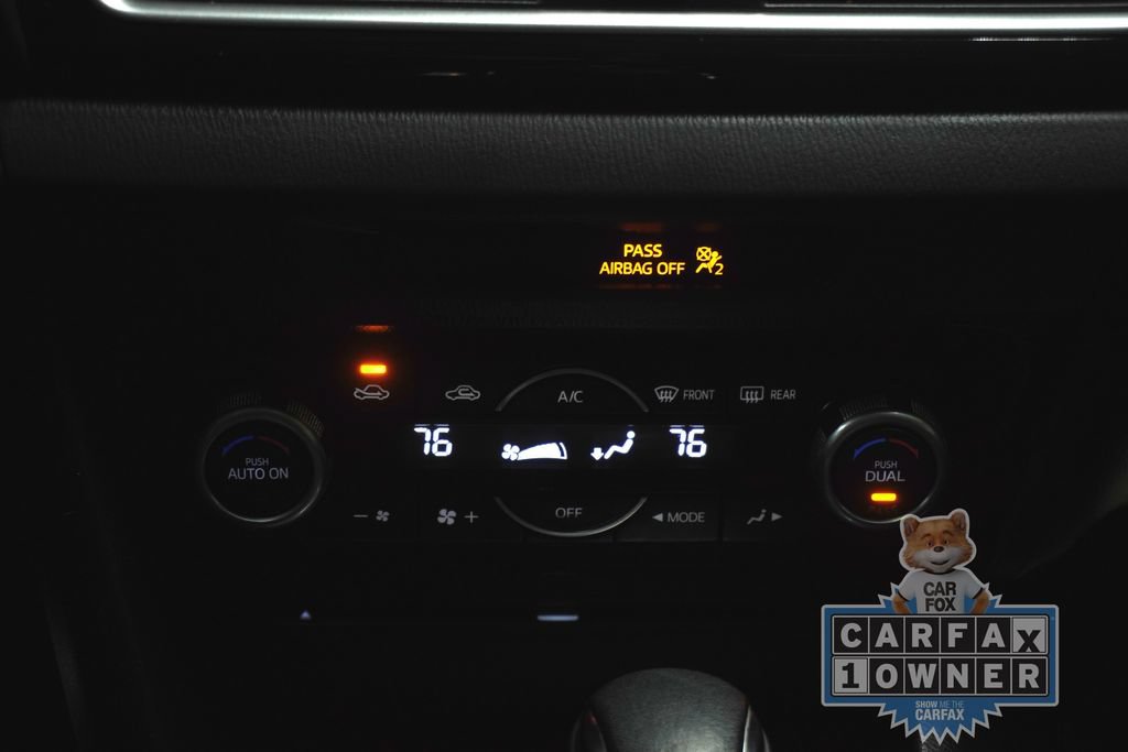 Used 2015 MAZDA MAZDA3 i Touring w/ Technology Package FWD image 17