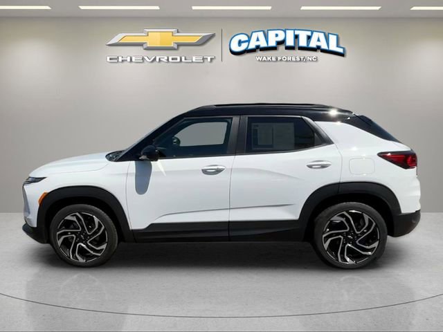 Used 2024 Chevrolet TrailBlazer RS FWD image 2