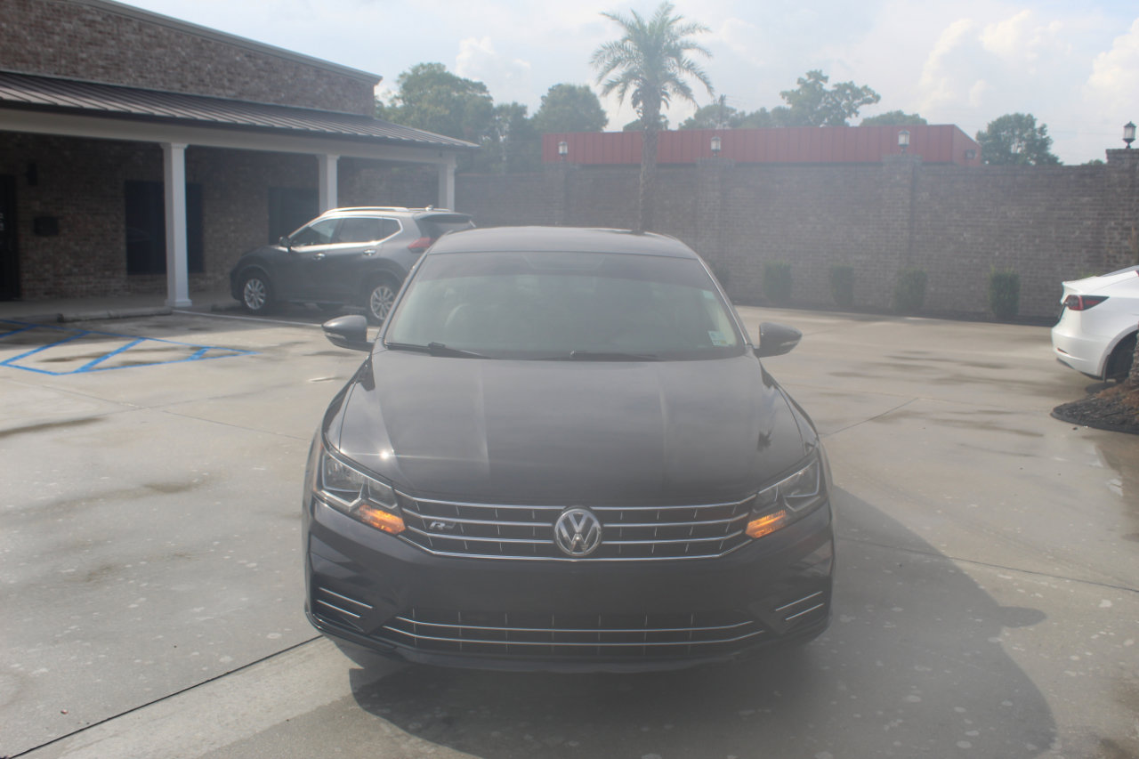 Used 2017 Volkswagen Passat 1.8T R-Line image 6