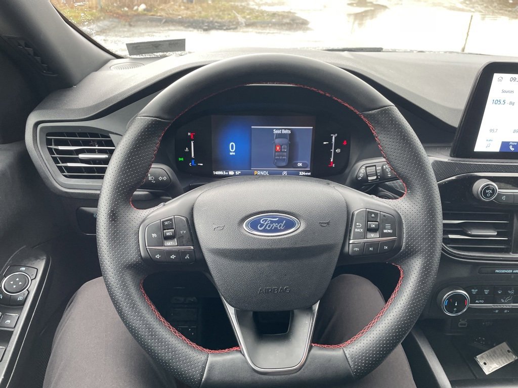 Used 2025 Ford Escape ST-Line image 15