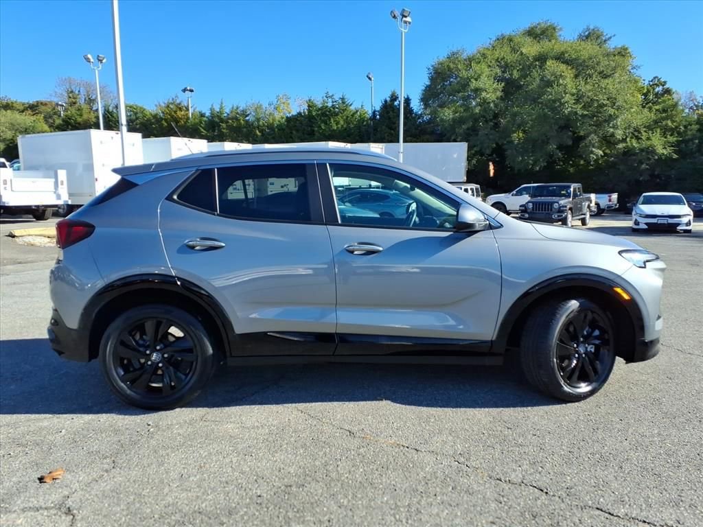 Used 2024 Buick Encore GX Sport Touring w/ Comfort Package image 3