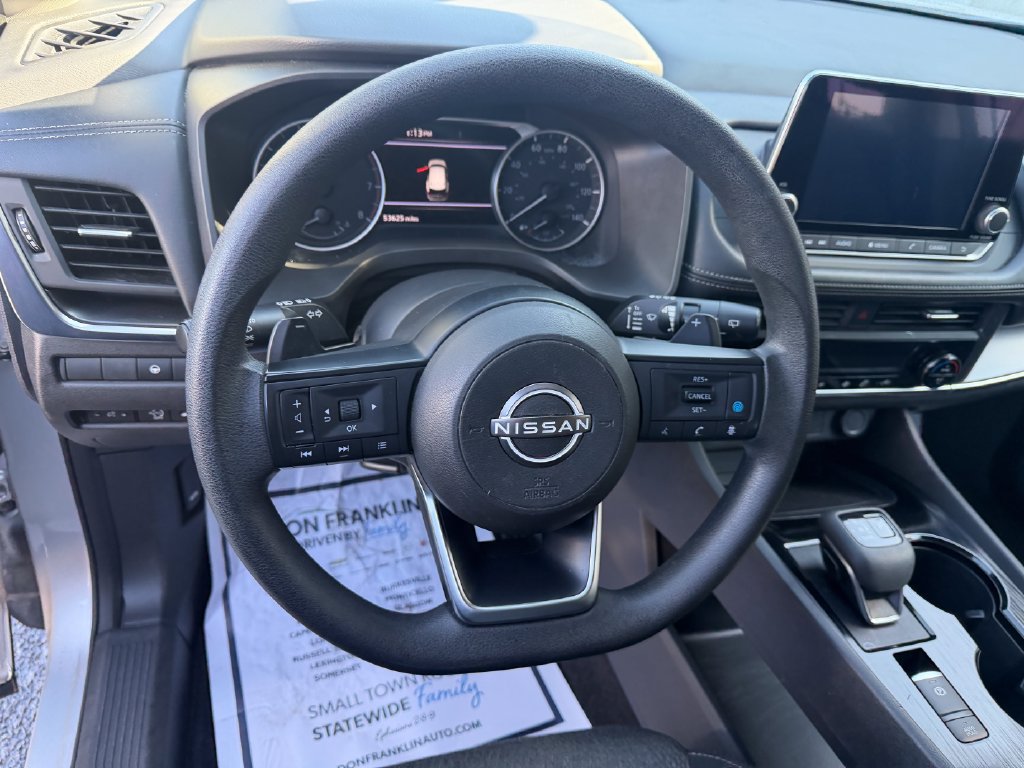 Used 2024 Nissan Rogue SV AWD/4WD image 14
