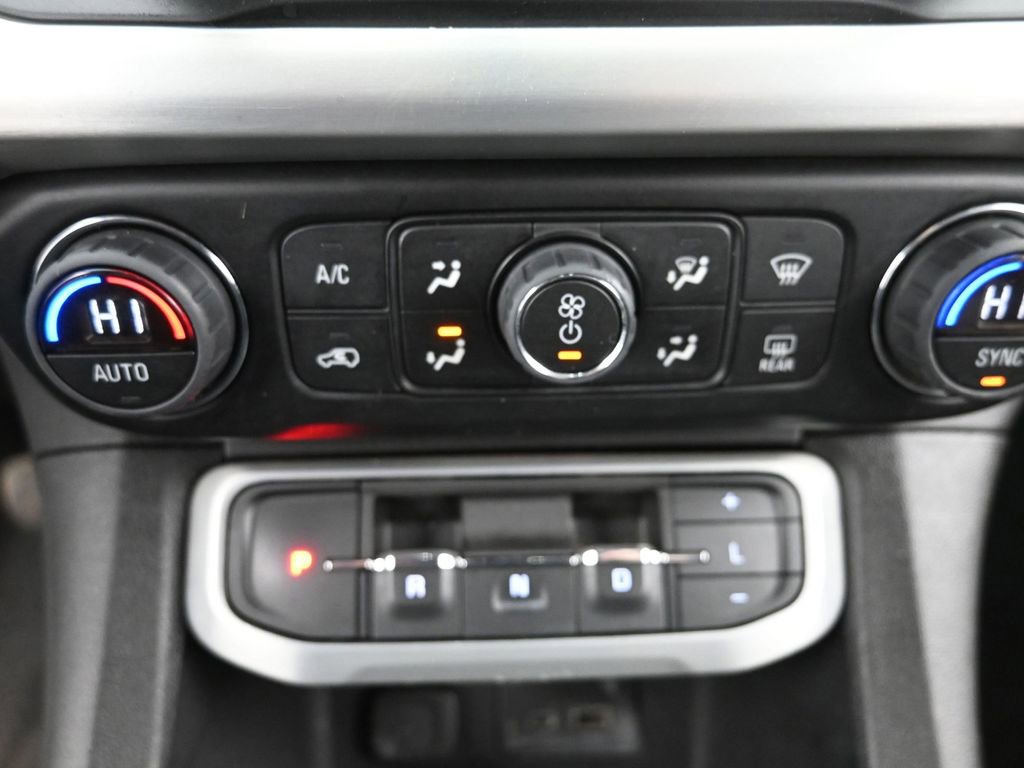 Used 2023 GMC Acadia SLT image 16