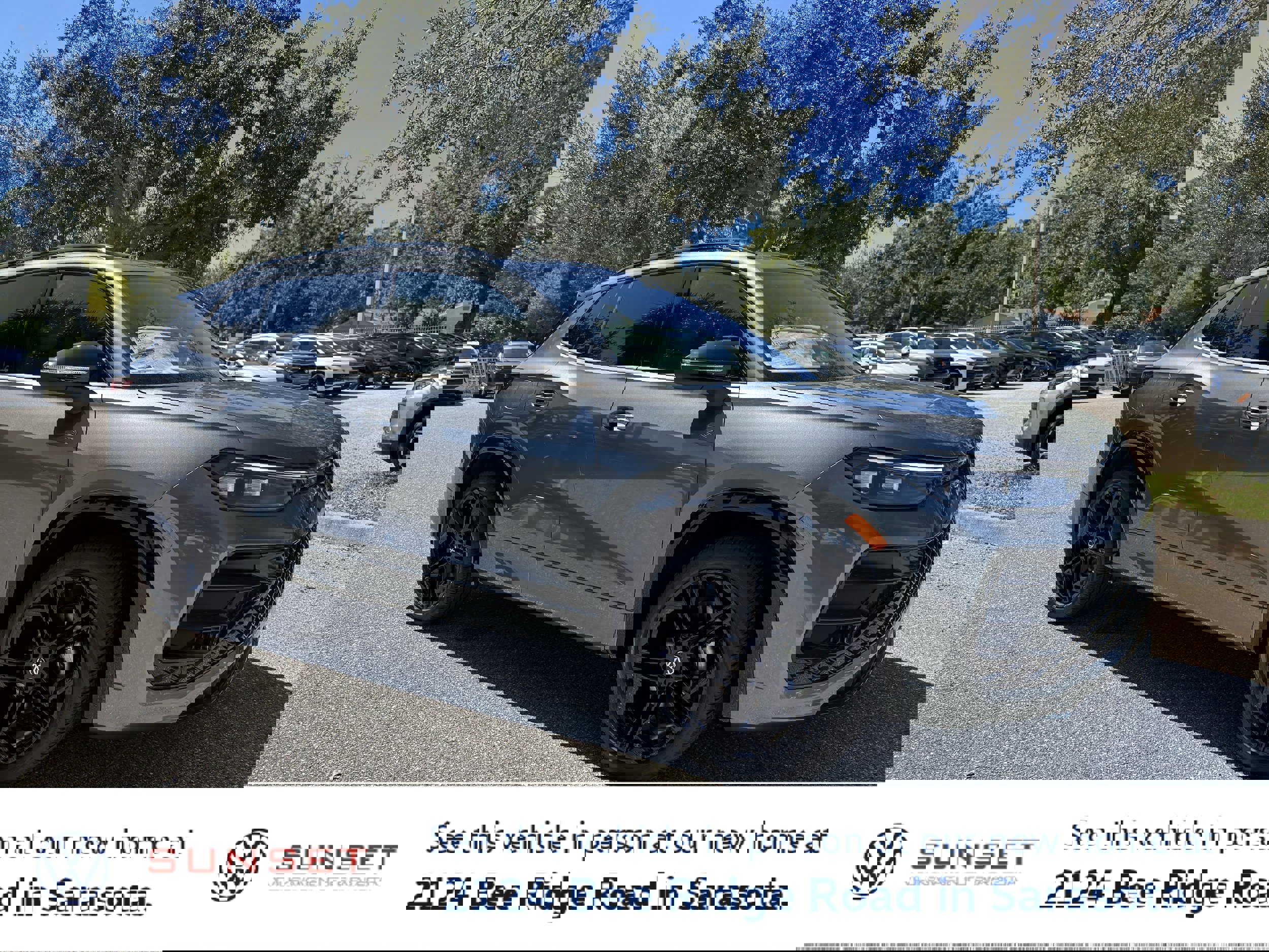 New 2025 Volkswagen Tiguan SE R-Line