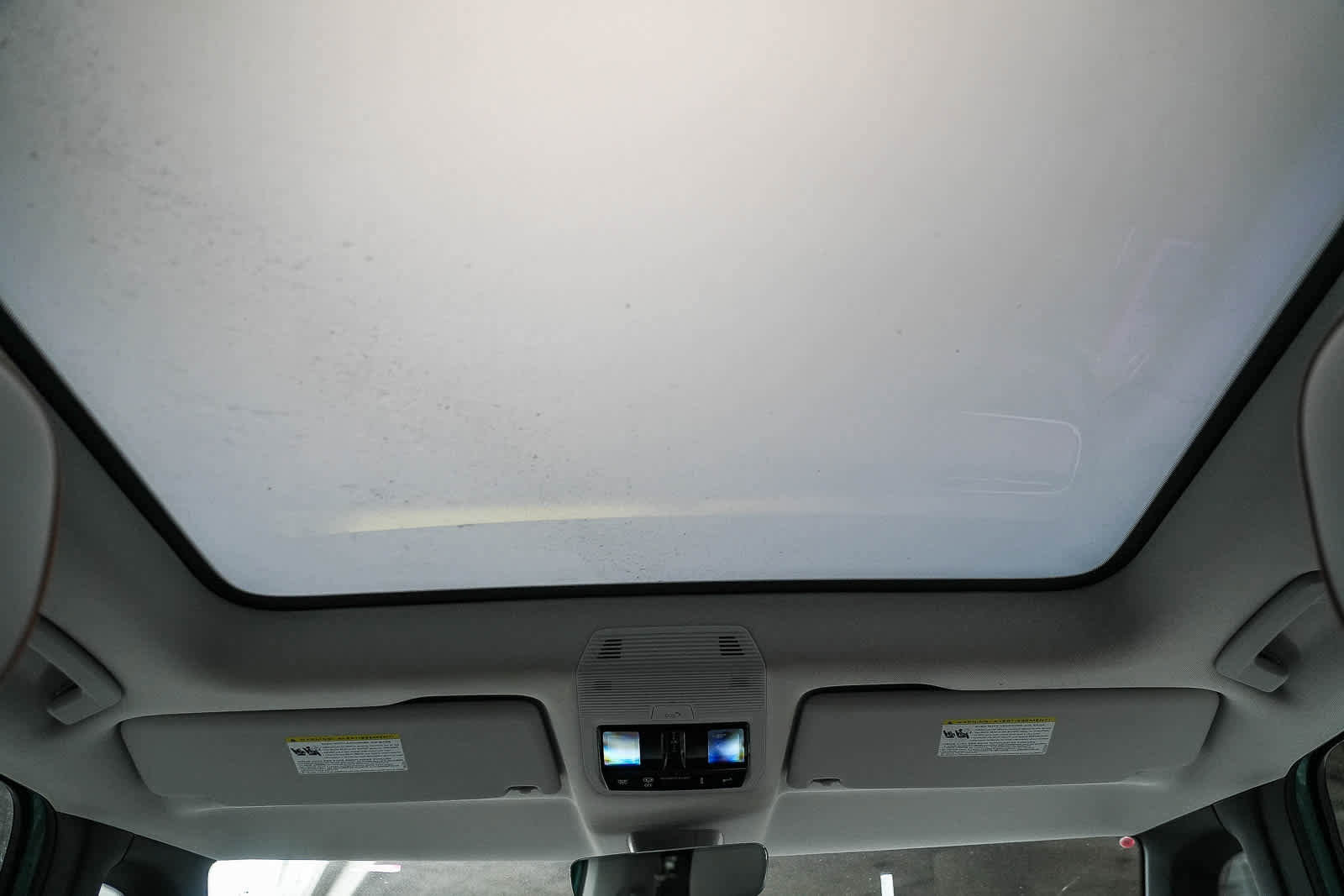 New 2025 Volkswagen ID. Buzz Pro S Plus AWD/4WD image 18