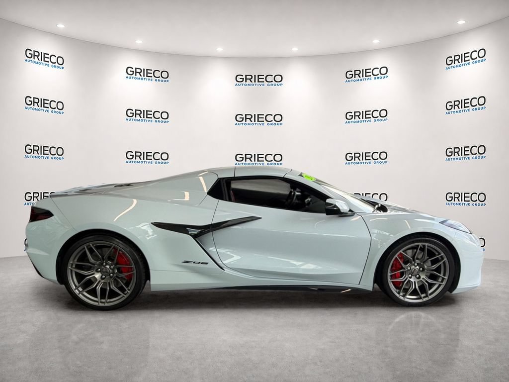 Certified 2024 Chevrolet Corvette Z06 RWD image 8