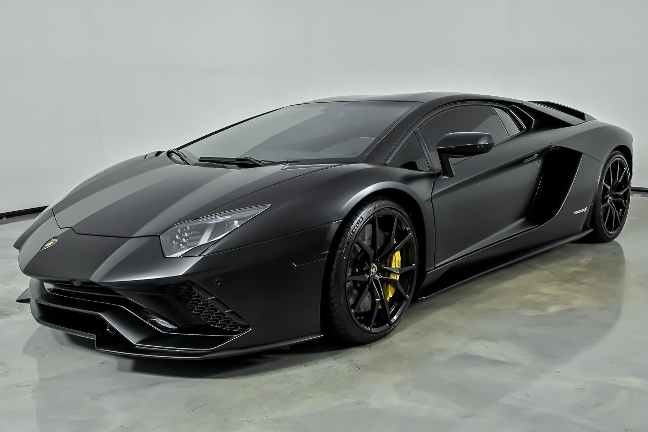 Used 2018 Lamborghini Aventador S AWD/4WD image 6