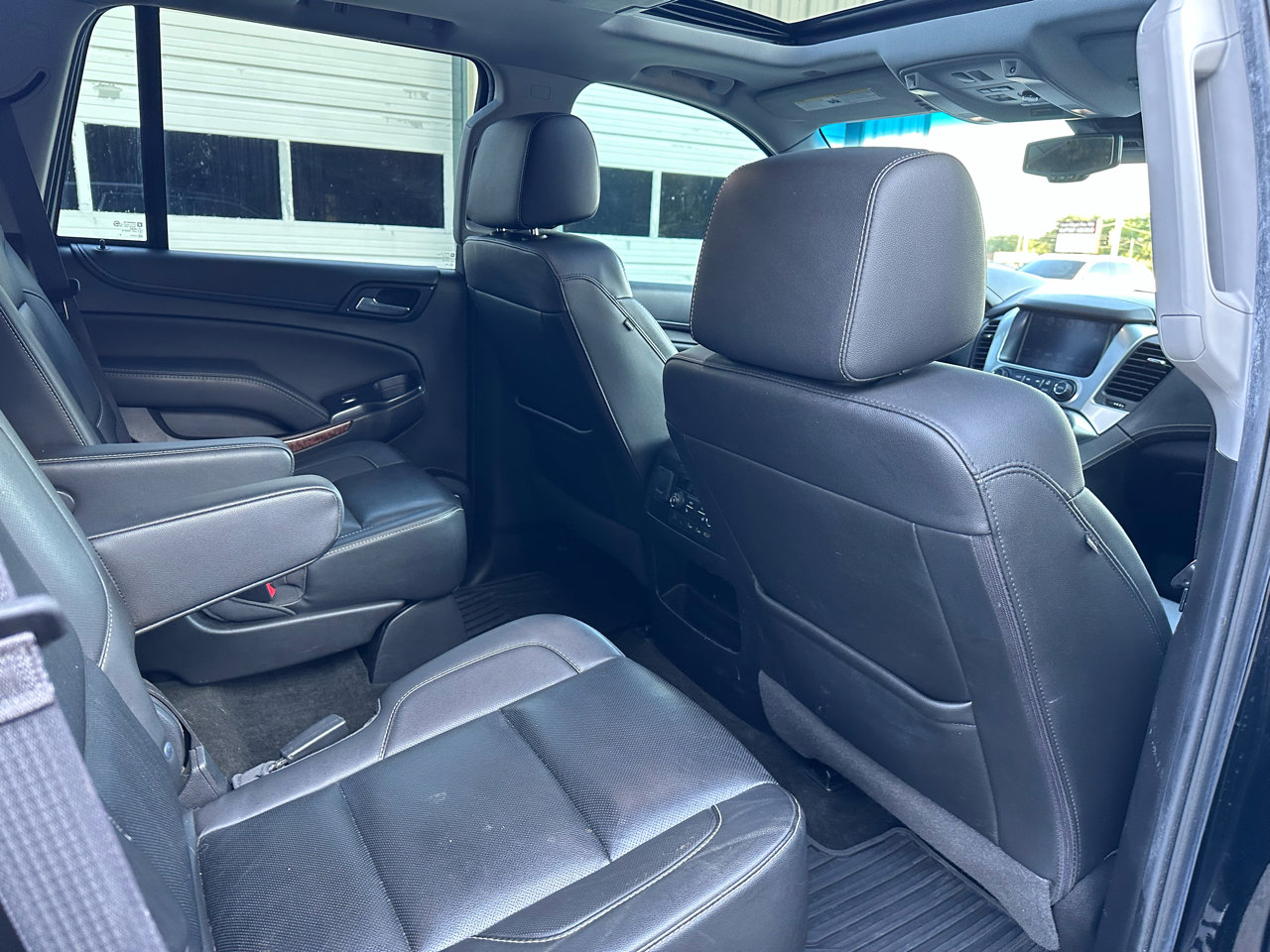 Used 2017 Chevrolet Tahoe Premier image 36