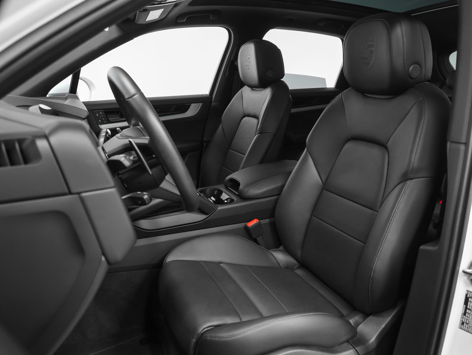 Certified 2026 Porsche Cayenne AWD/4WD image 43