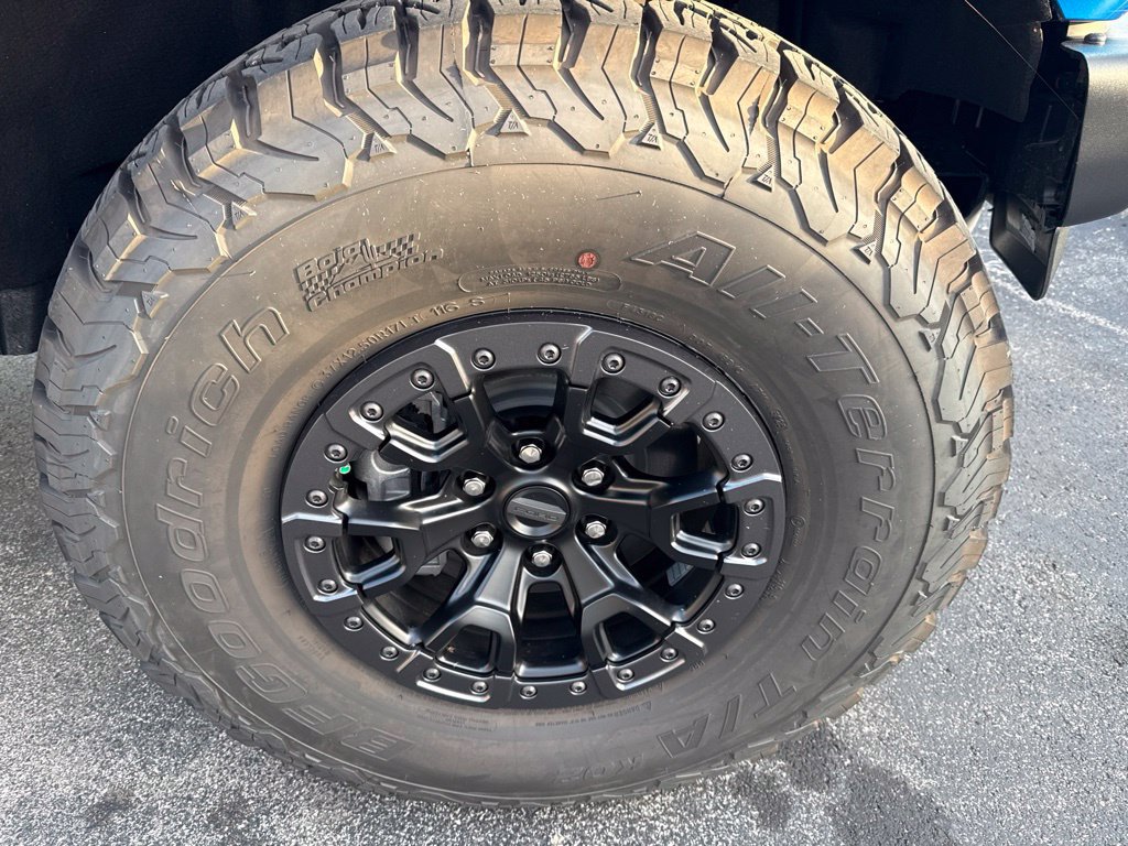 Used 2025 Ford Bronco Raptor w/ Interior Carbon Fiber Pack AWD/4WD image 2