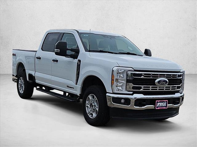Used 2025 Ford F250 XLT AWD/4WD image 3