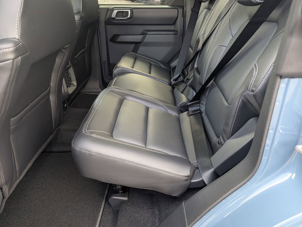 New 2025 Ford Bronco Outer Banks image 6