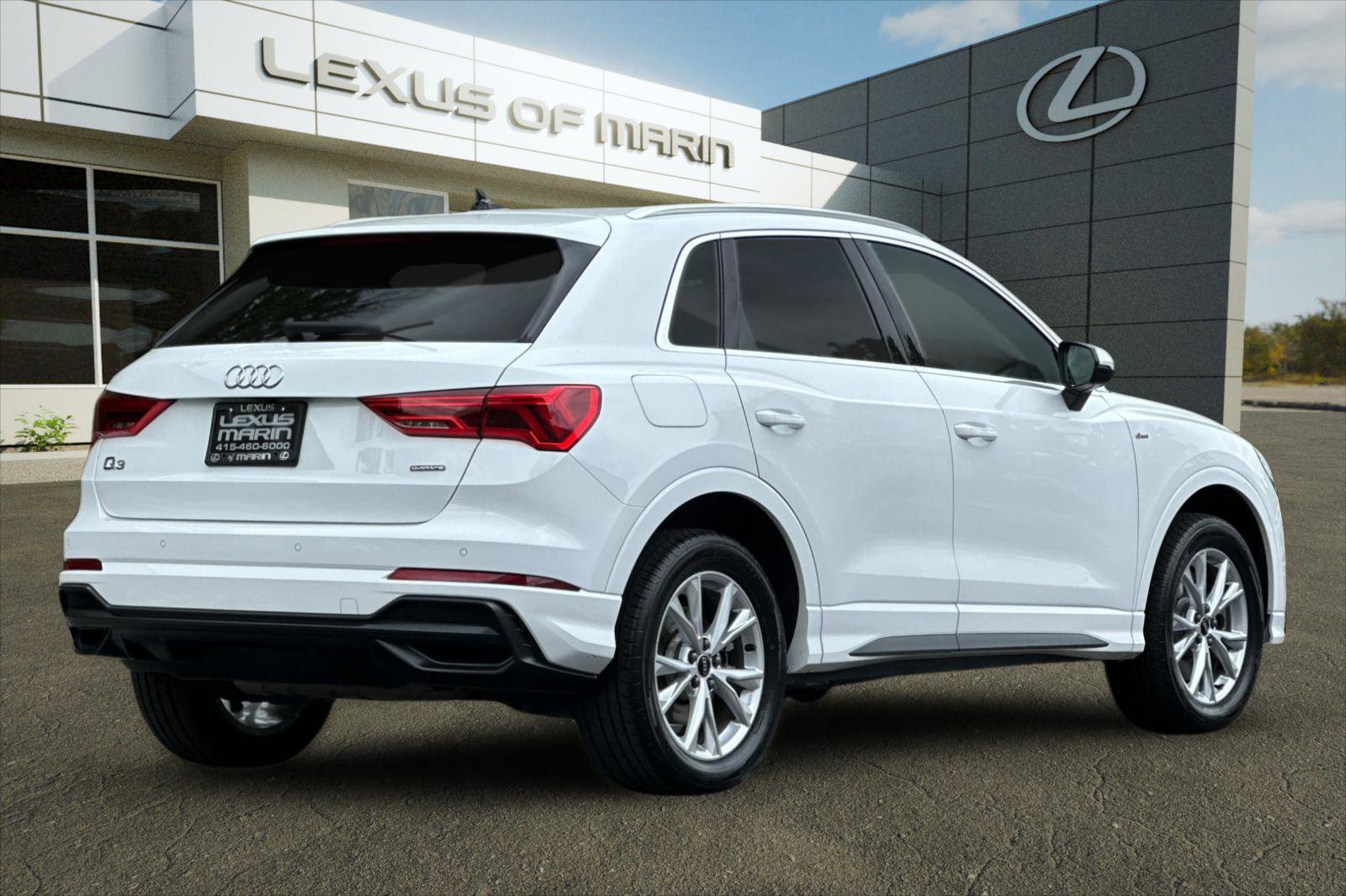 Used 2022 Audi Q3 2.0T Premium Plus w/ Premium Plus Package image 8