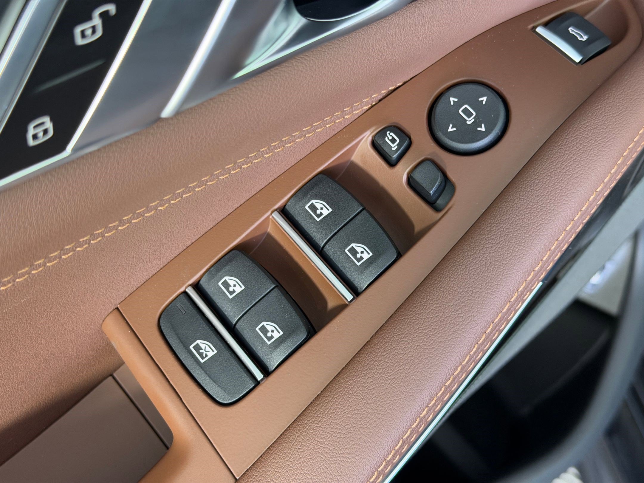 New 2026 BMW X5 xDrive50e w/ Executive Package image 23