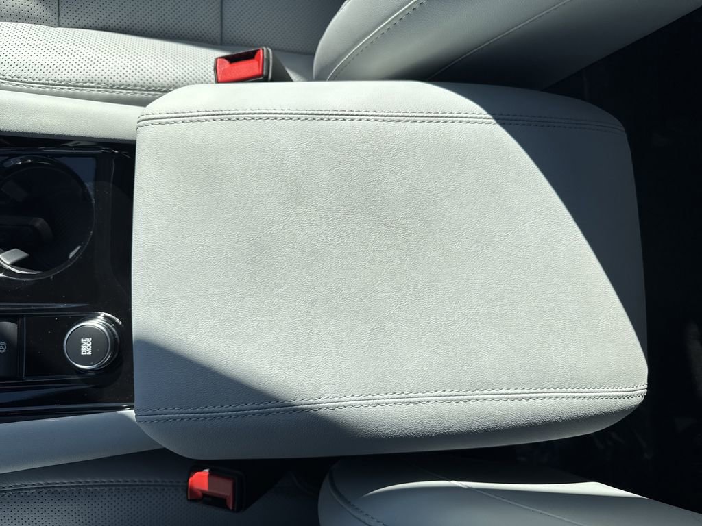 New 2026 Ford Explorer Platinum image 36