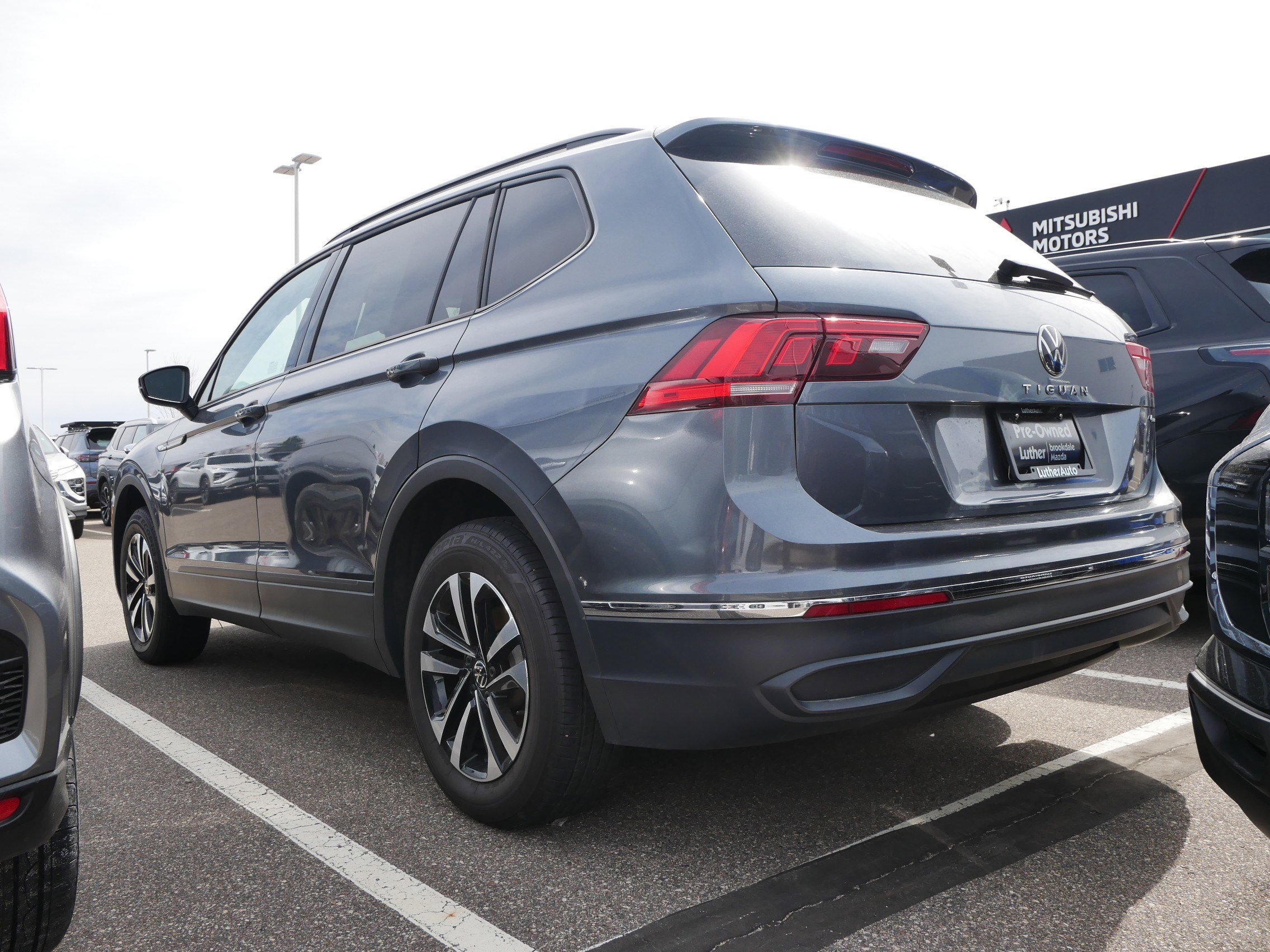 Used 2024 Volkswagen Tiguan S w/ MDO Package, Two-Row image 4