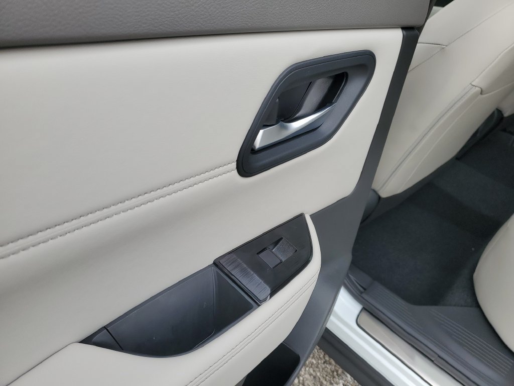 New 2026 Nissan Rogue Dark Armor AWD/4WD image 11