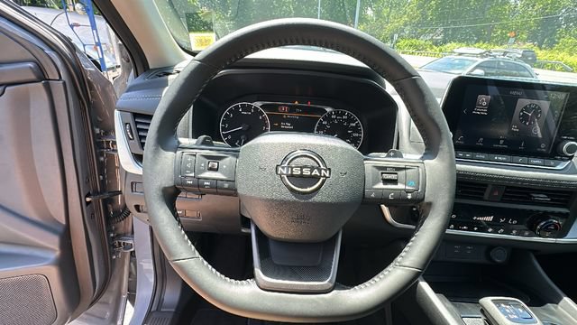 Used 2026 Nissan Rogue Dark Armor AWD/4WD image 14