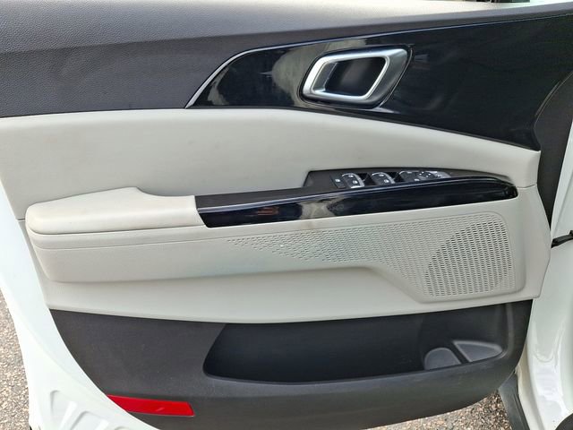 Certified 2024 Kia Carnival EX image 14