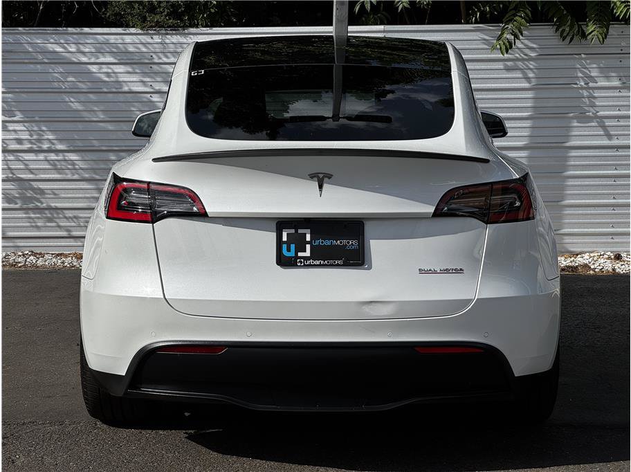 Used 2021 Tesla Model Y Performance AWD/4WD image 11