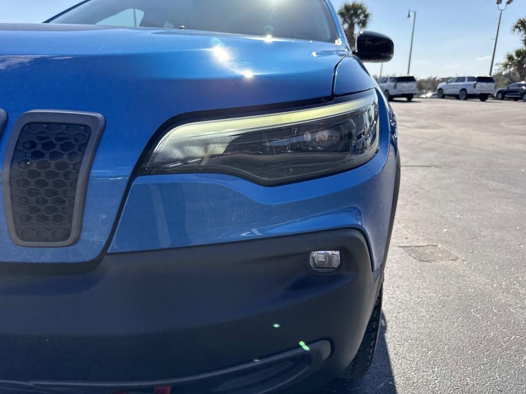 Used 2022 Jeep Cherokee Trailhawk w/ Sound & Nav Group image 9