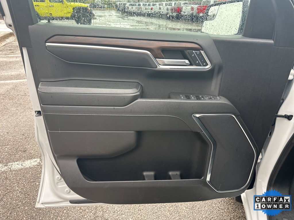 Used 2024 GMC Sierra 1500 SLT image 60